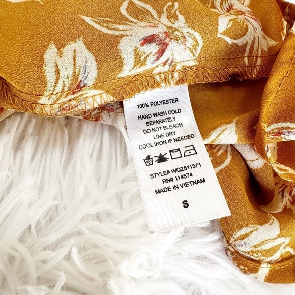 Pleione Floral BlouseTop Size Small Size Small - Picture 8 of 8